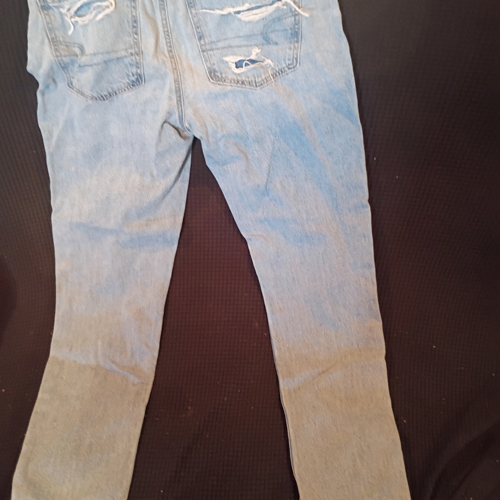 American Eagle Outfitters Light Blue Denim Jeans